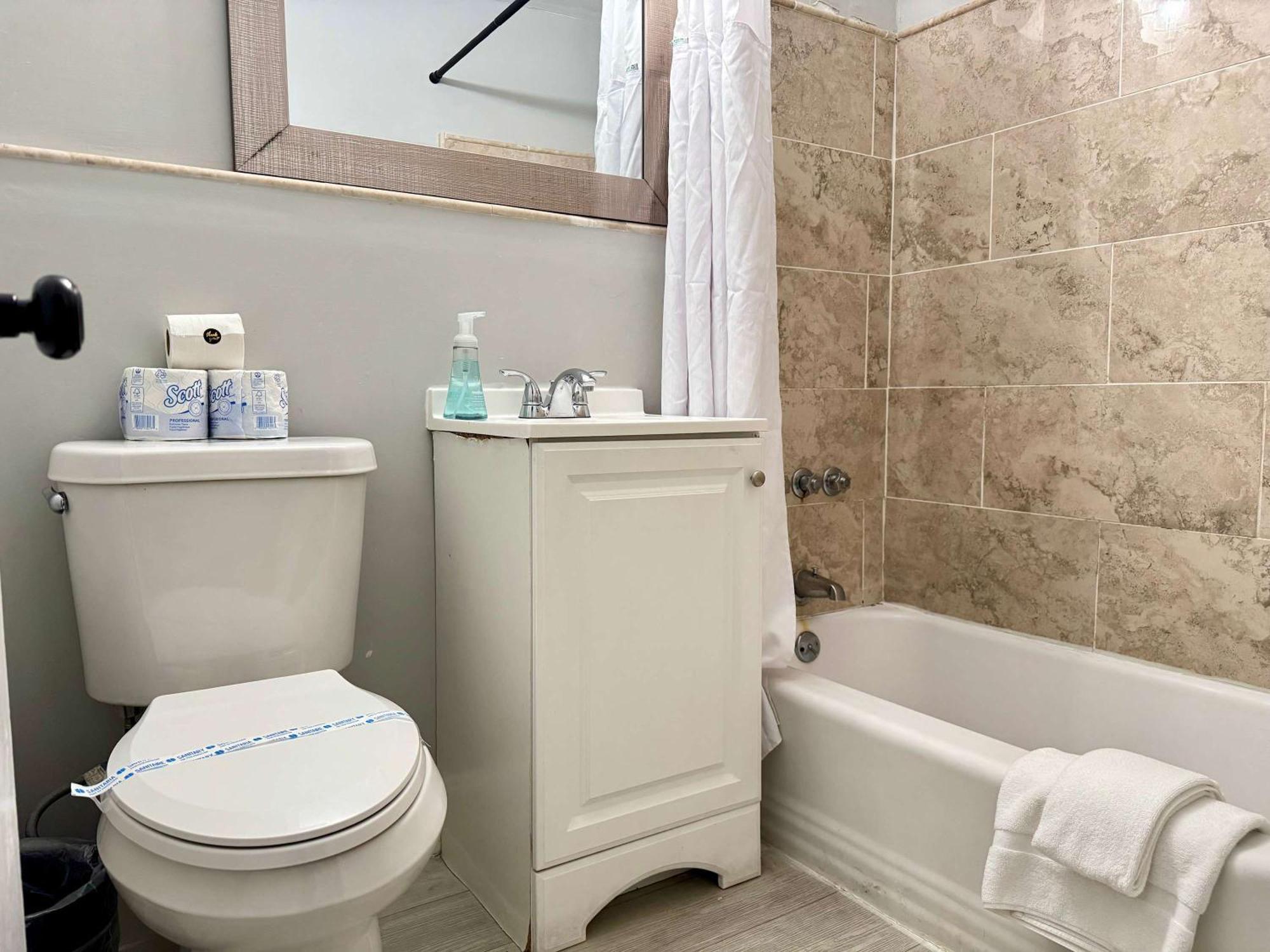 فيلا Atl Downtown 2Br King Bed Free Parking Lm2007 أتلانتا المظهر الخارجي الصورة
